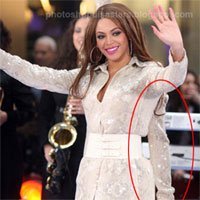 You only get a two arm wave, ugly peasants. You only get a two arm wave, ugly peasants.